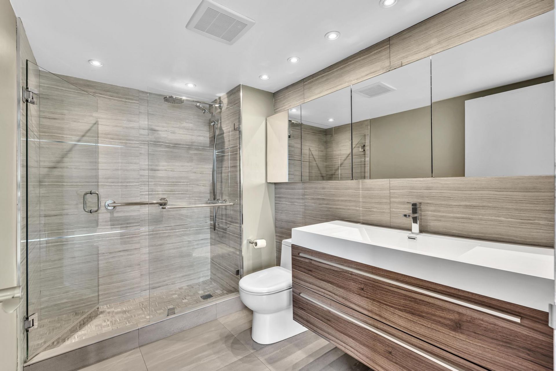 3233 NE 32nd Avenue, Unit 1103, Fort Lauderdale, FL 33308 Photo
