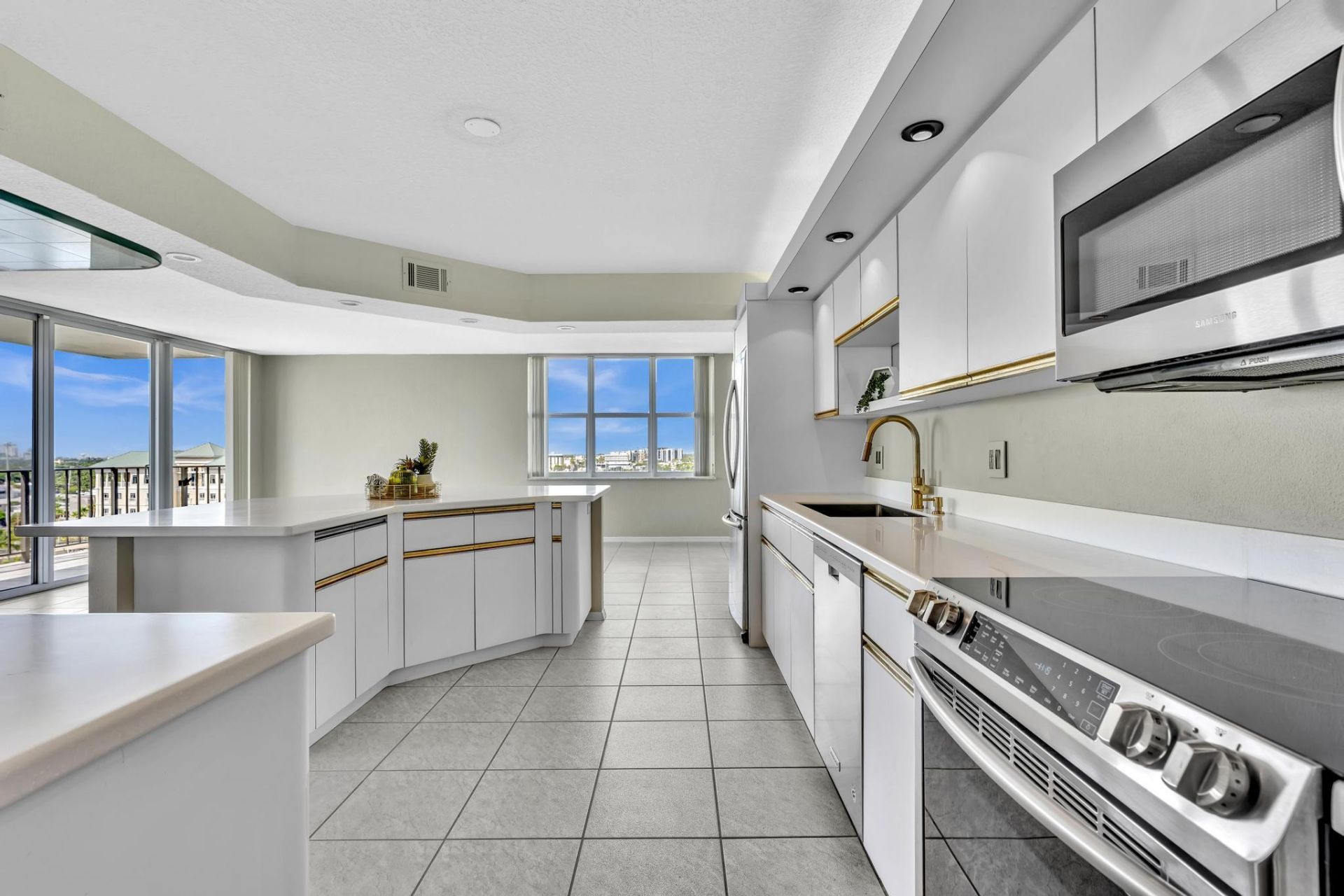 3233 NE 32nd Avenue, Unit 1103, Fort Lauderdale, FL 33308 Photo