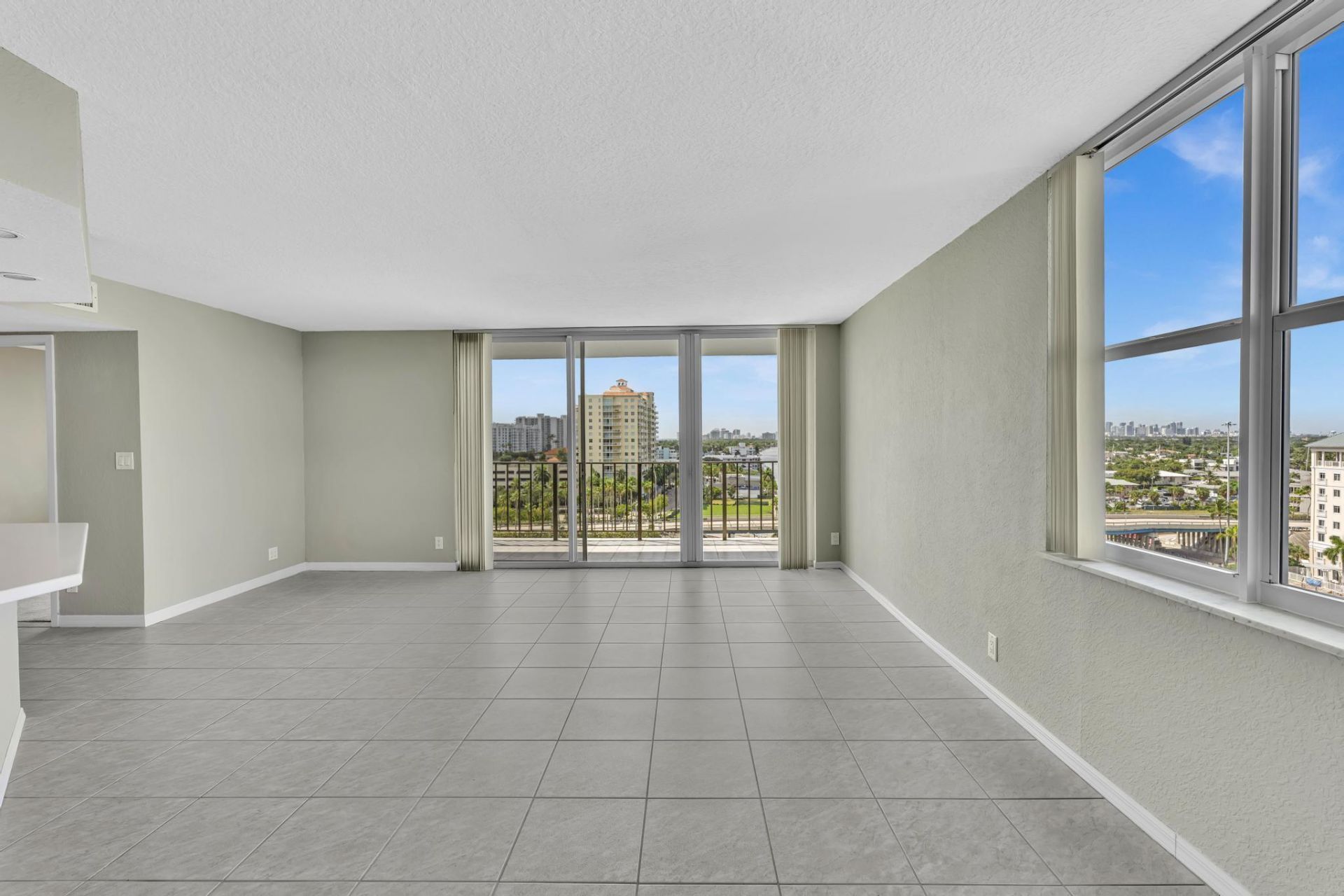 3233 NE 32nd Avenue, Unit 1103, Fort Lauderdale, FL 33308 Photo