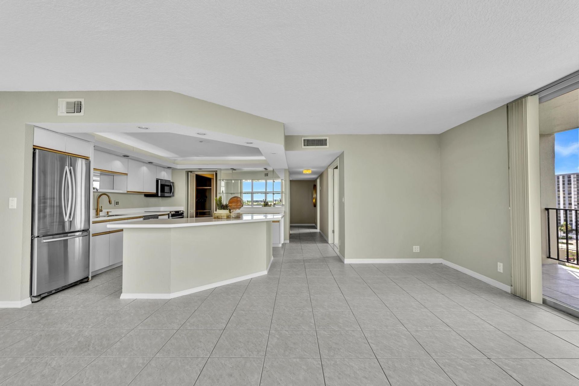 3233 NE 32nd Avenue, Unit 1103, Fort Lauderdale, FL 33308 Photo