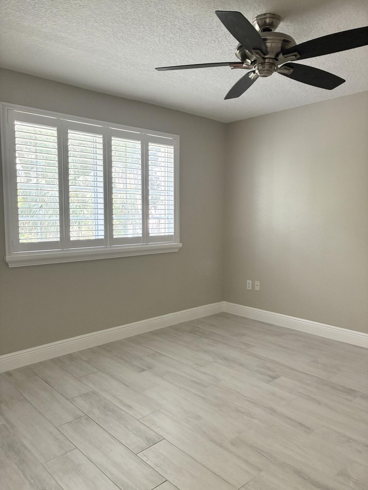 1000 Crestwood Court S, Unit 1005, Royal Palm Beach, FL 33411 Photo