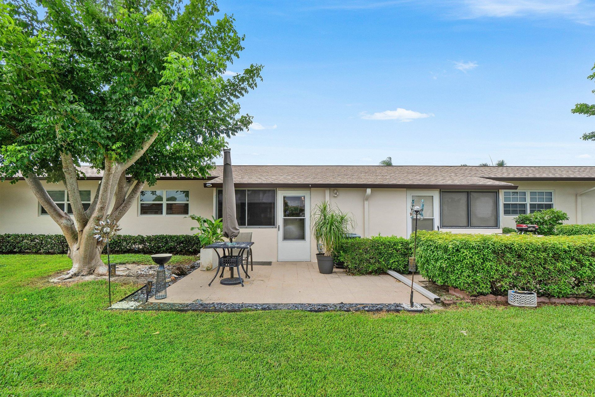 2883 Crosley Drive W, Unit F, West Palm Beach, FL 33415 Photo