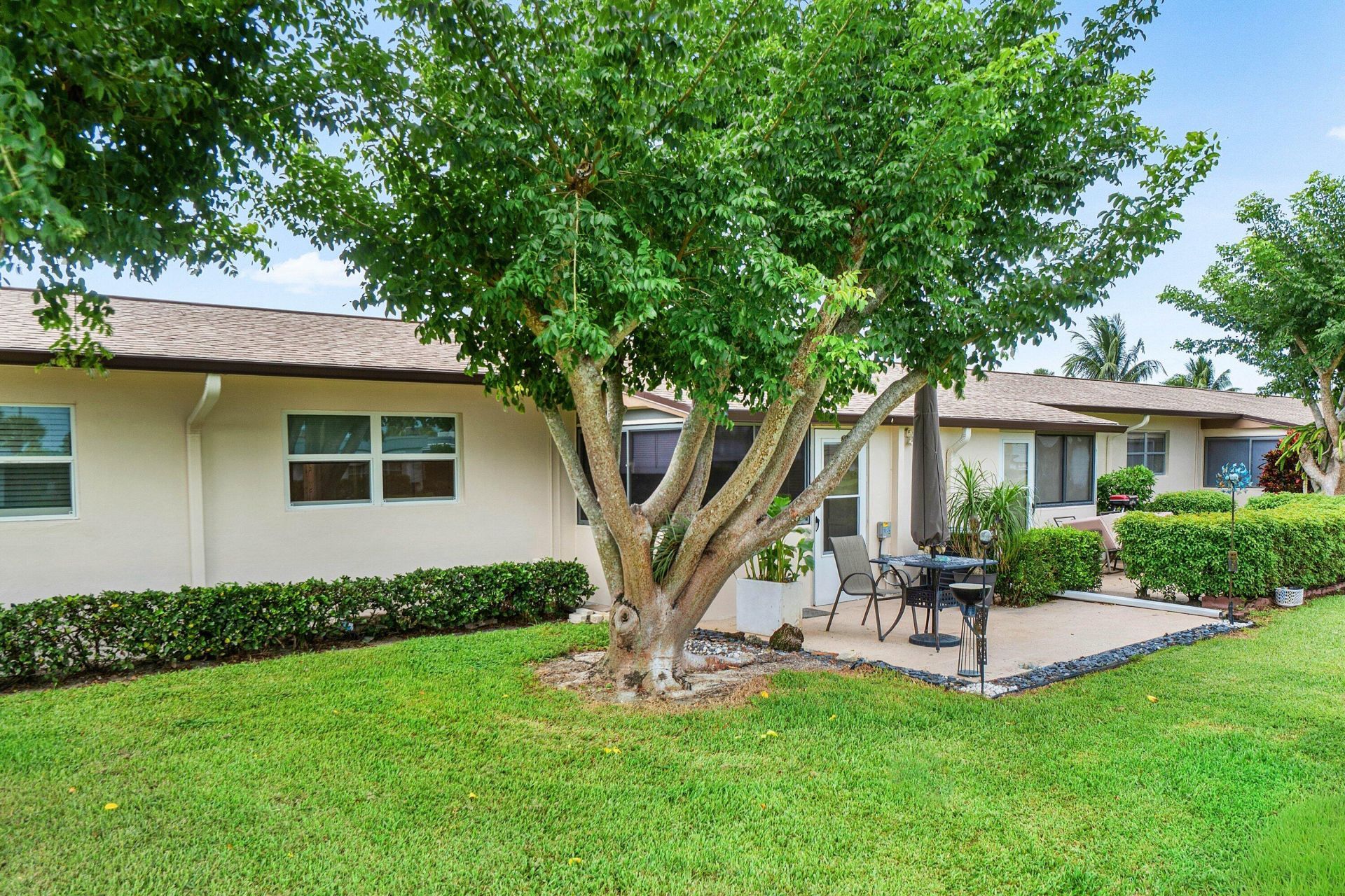 2883 Crosley Drive W, Unit F, West Palm Beach, FL 33415 Photo