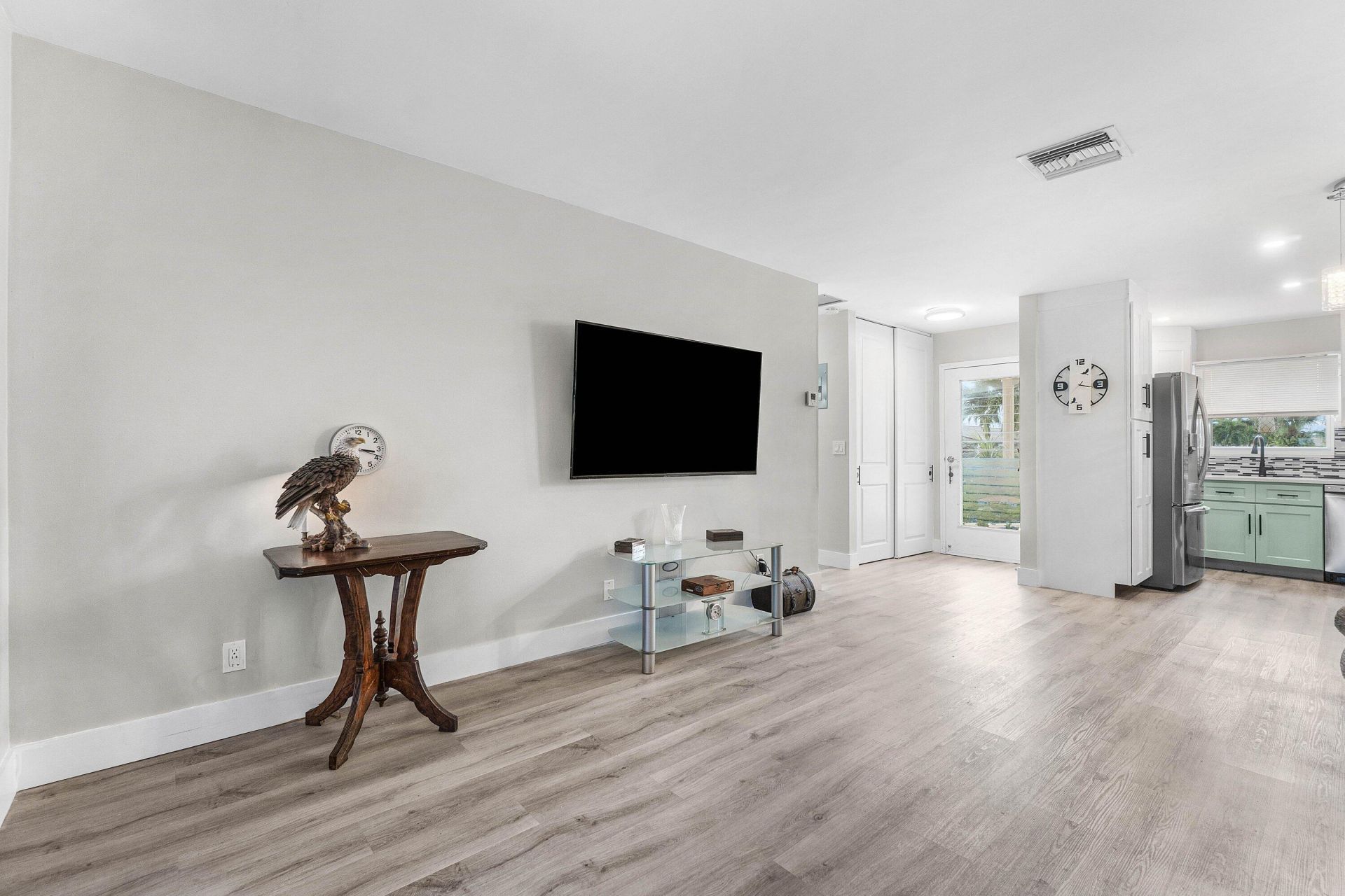 2883 Crosley Drive W, Unit F, West Palm Beach, FL 33415 Photo