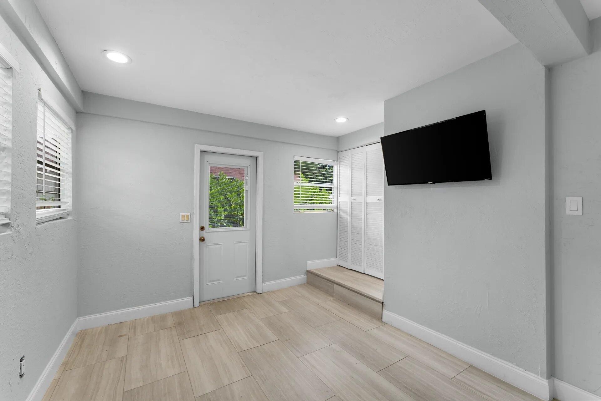 441 26th Street, West Palm Beach, FL 33407 Photo