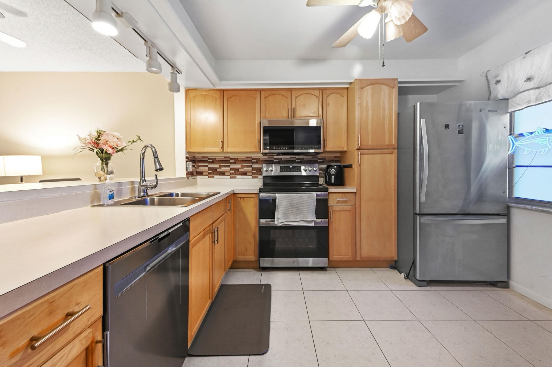 2302 Sunrise Boulevard, Unit 206, Fort Pierce, FL 34982 Photo