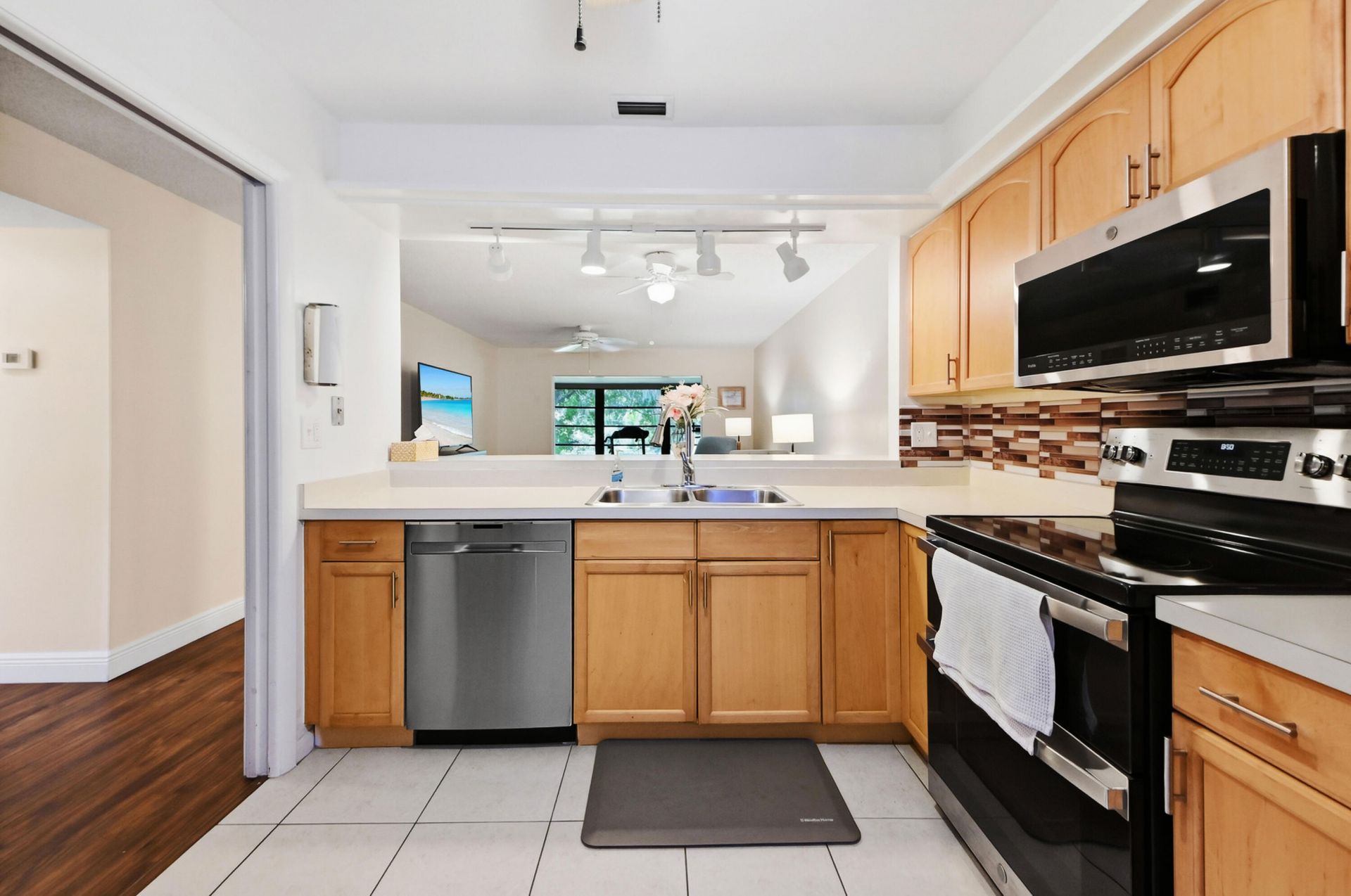 2302 Sunrise Boulevard, Unit 206, Fort Pierce, FL 34982 Photo