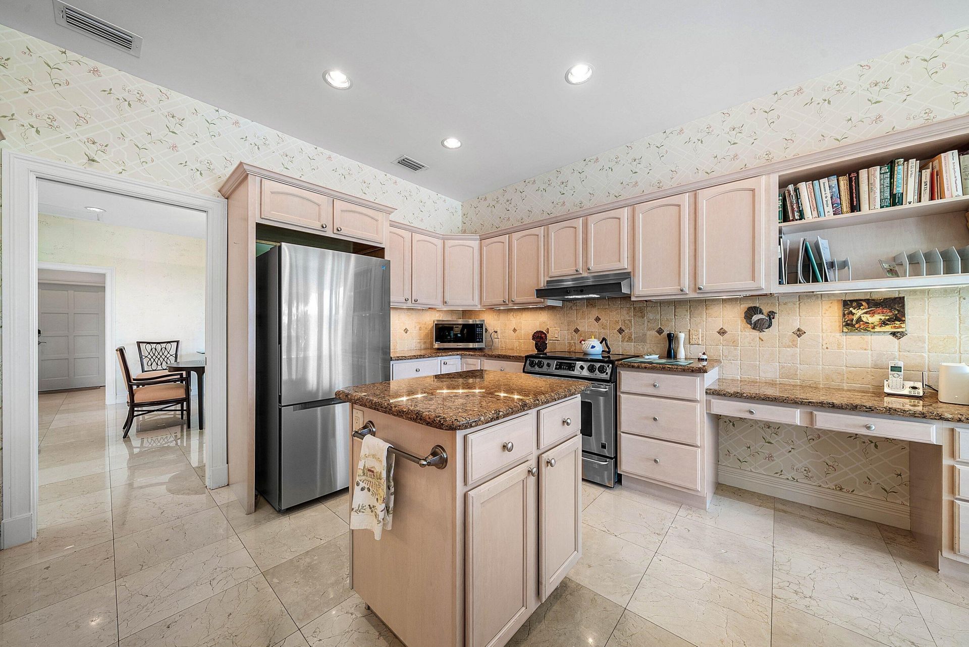 6780 SE South Marina Way, Hutchinson Island, FL 34996 Photo