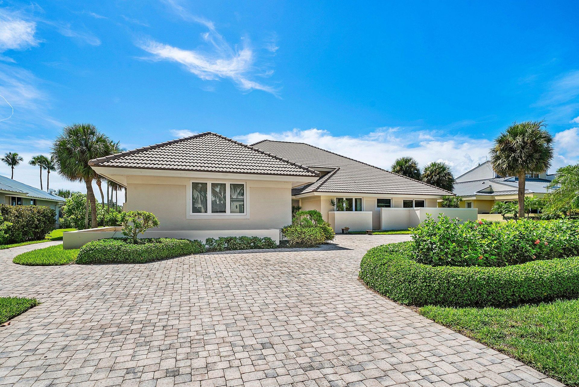 6780 SE South Marina Way, Hutchinson Island, FL 34996 Photo
