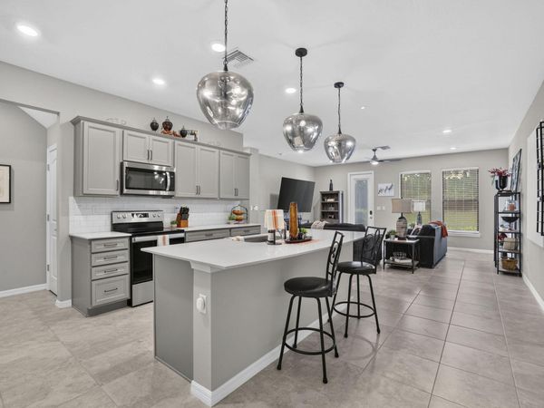 4416 Appleton Circle E, Oakland Park, FL 33309