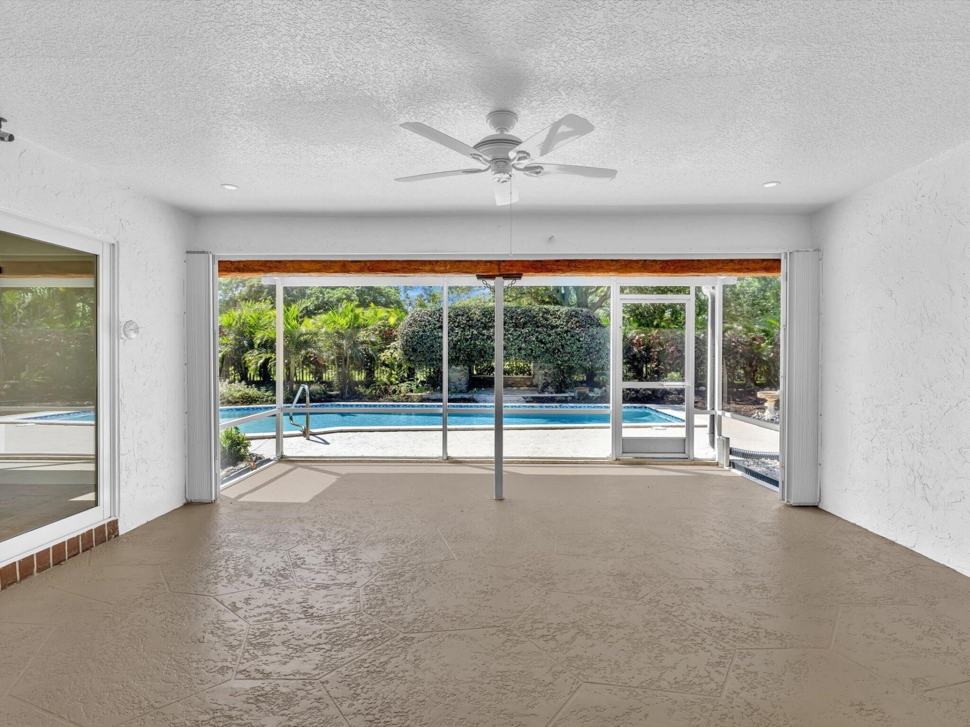 3264 Lakeview Drive, Delray Beach, FL 33445 Photo