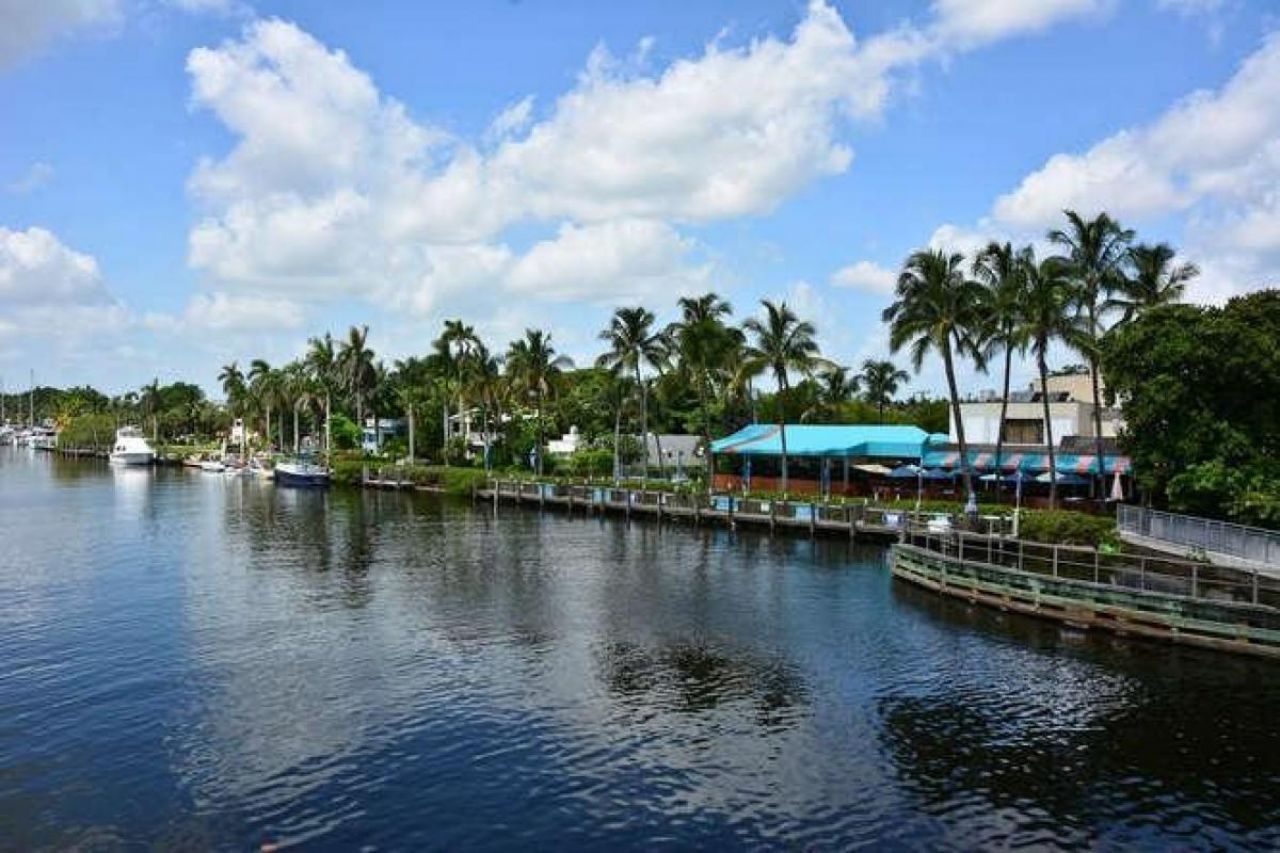 3264 Lakeview Drive, Delray Beach, FL 33445 Photo