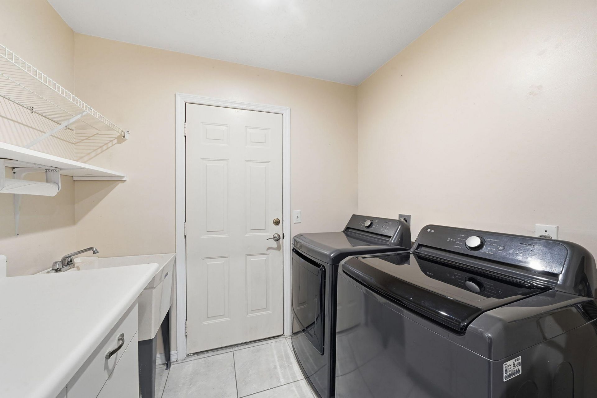 6644 Picante Circle, Fort Pierce, FL 34951 Photo