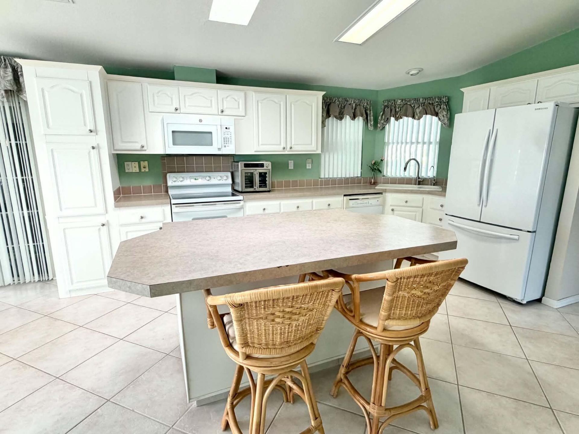 8110 9th Hole Drive, Port Saint Lucie, FL 34952 Photo