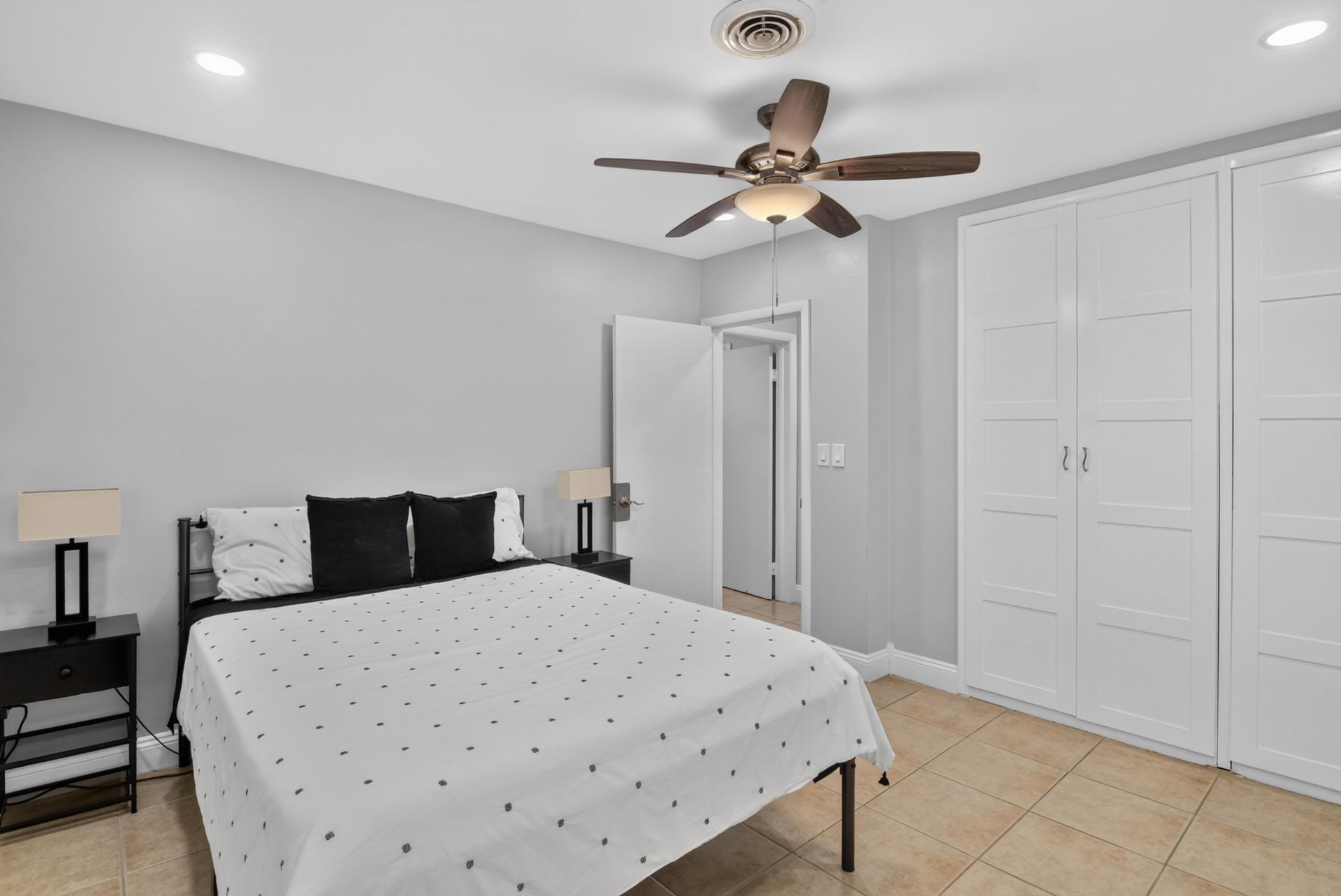 3400 NE 5th Avenue, Boca Raton, FL 33431 Photo