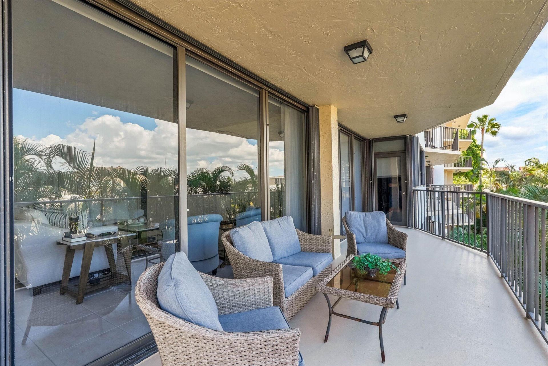859 Jeffery Street, Unit 306, Boca Raton, FL 33487 Photo