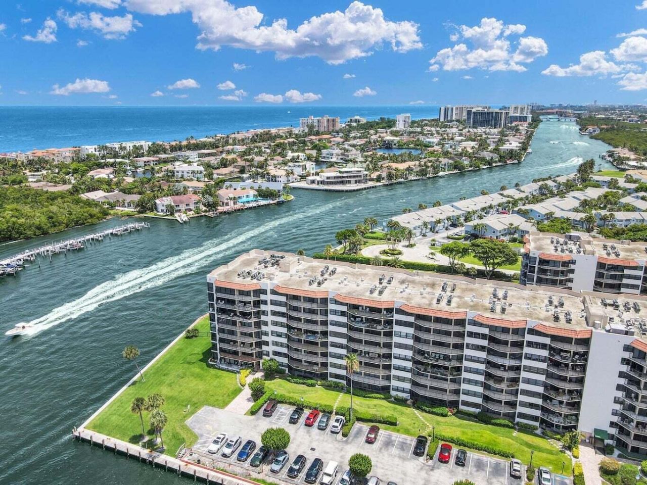 859 Jeffery Street, Unit 306, Boca Raton, FL 33487 Photo