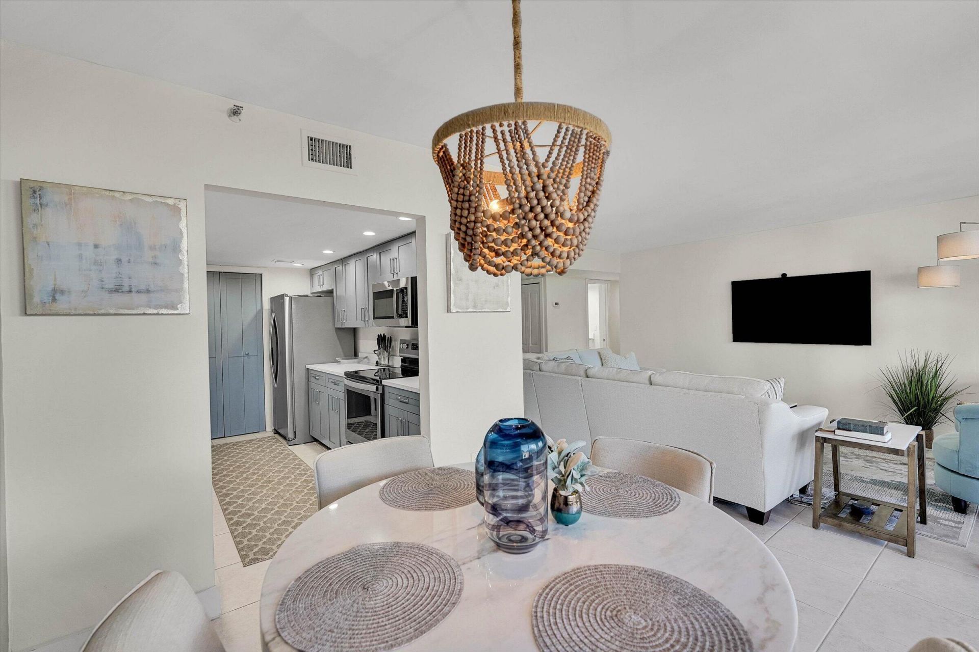 859 Jeffery Street, Unit 306, Boca Raton, FL 33487 Photo
