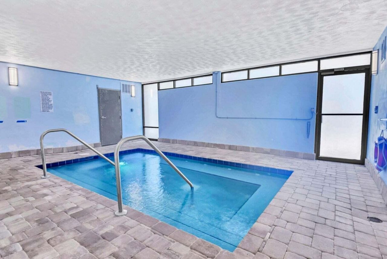 859 Jeffery Street, Unit 306, Boca Raton, FL 33487 Photo