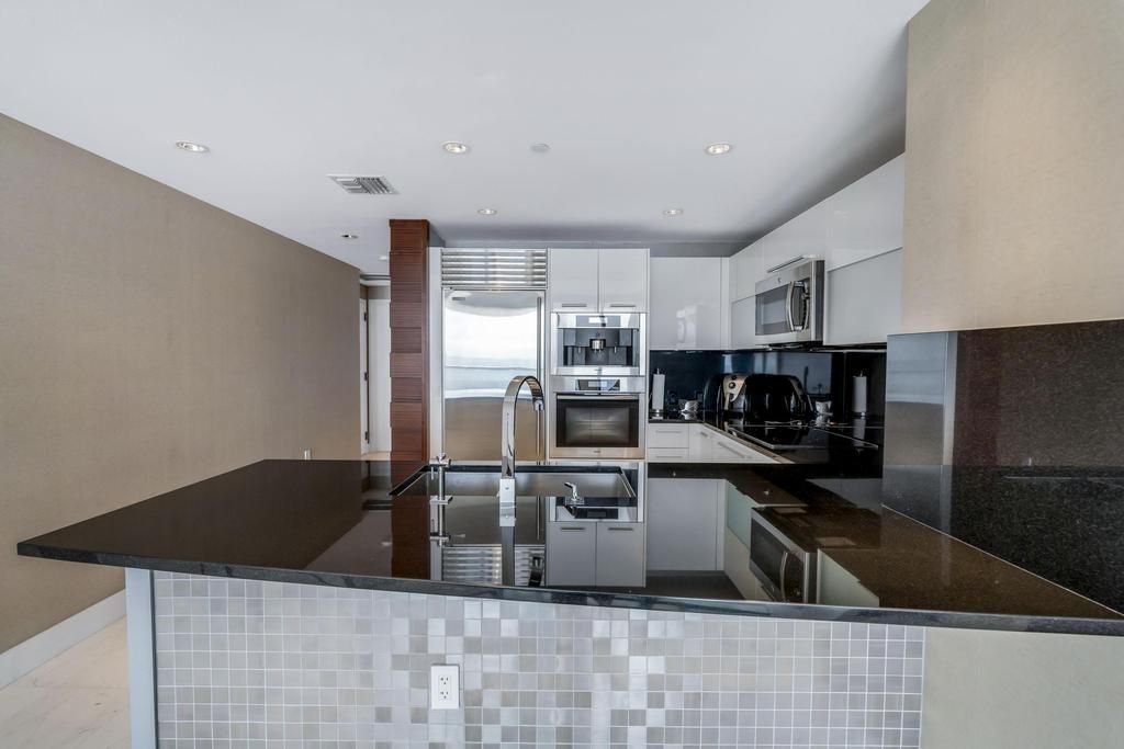 17121 Collins Avenue, Unit 2207, Sunny Isles Beach, FL 33160 Photo