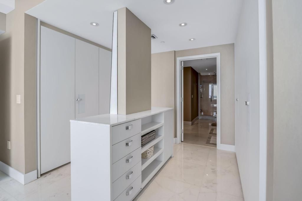 17121 Collins Avenue, Unit 2207, Sunny Isles Beach, FL 33160 Photo