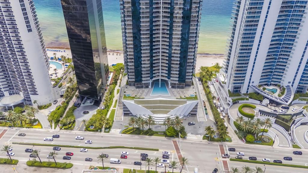 17121 Collins Avenue, Unit 2207, Sunny Isles Beach, FL 33160 Photo