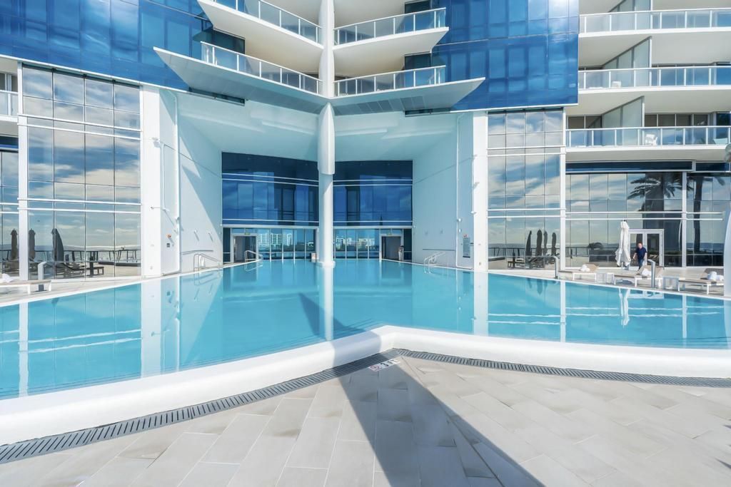 17121 Collins Avenue, Unit 2207, Sunny Isles Beach, FL 33160 Photo