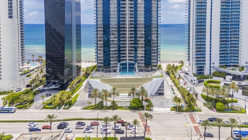 17121 Collins Avenue, Unit 2207, Sunny Isles Beach, FL 33160 Photo