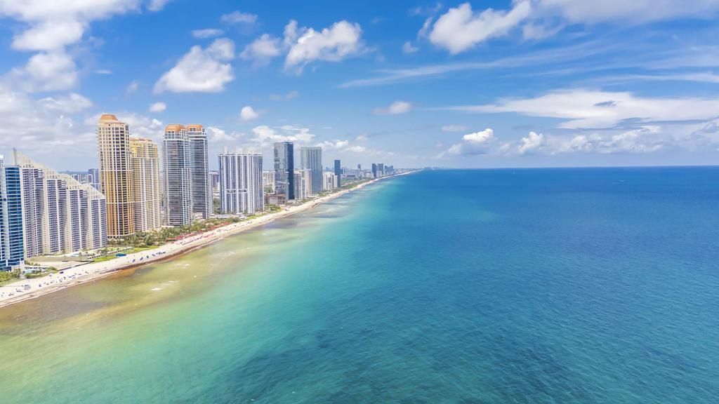 17121 Collins Avenue, Unit 2207, Sunny Isles Beach, FL 33160 Photo