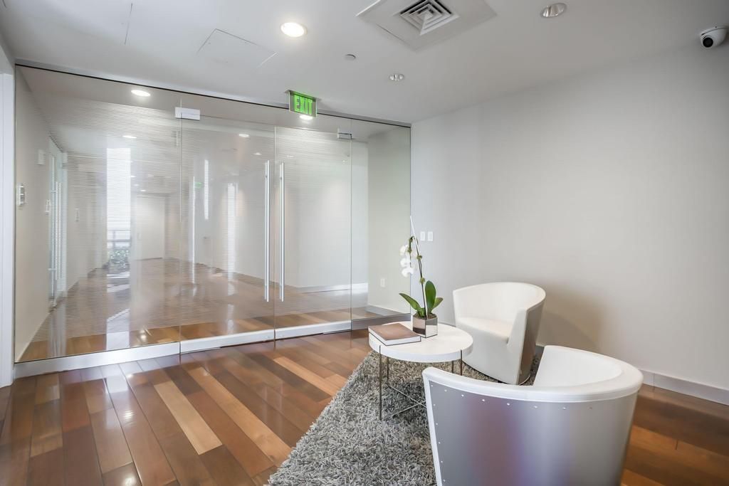 17121 Collins Avenue, Unit 2207, Sunny Isles Beach, FL 33160 Photo
