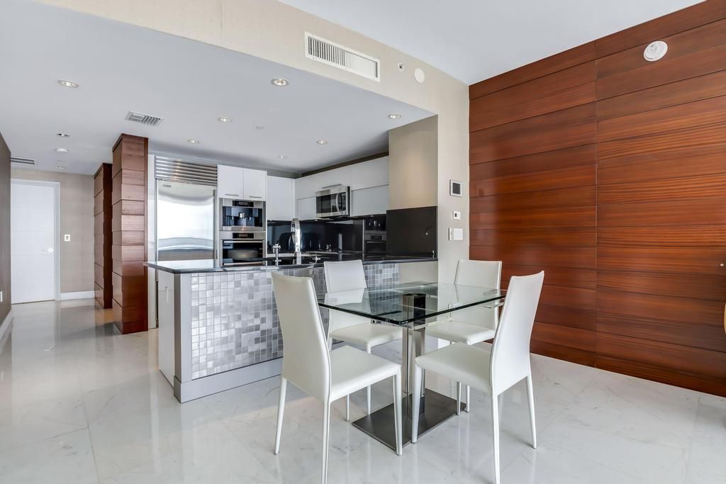 17121 Collins Avenue, Unit 2207, Sunny Isles Beach, FL 33160 Photo
