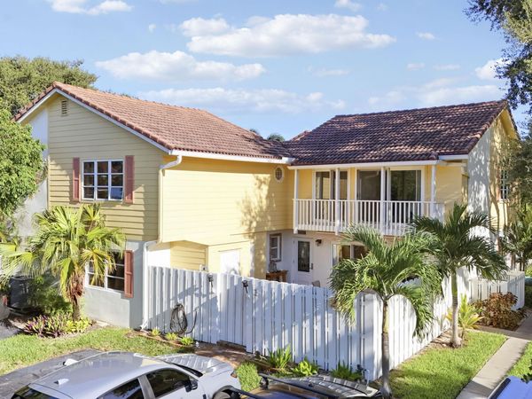 232 Seabreeze Circle, Jupiter, FL 33477