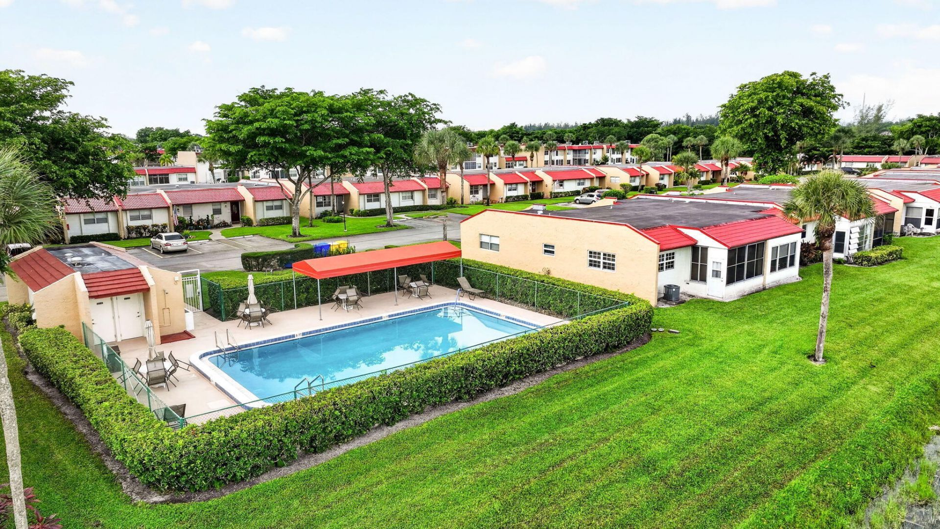 125 Lake Anne Drive, West Palm Beach, FL 33411 Photo