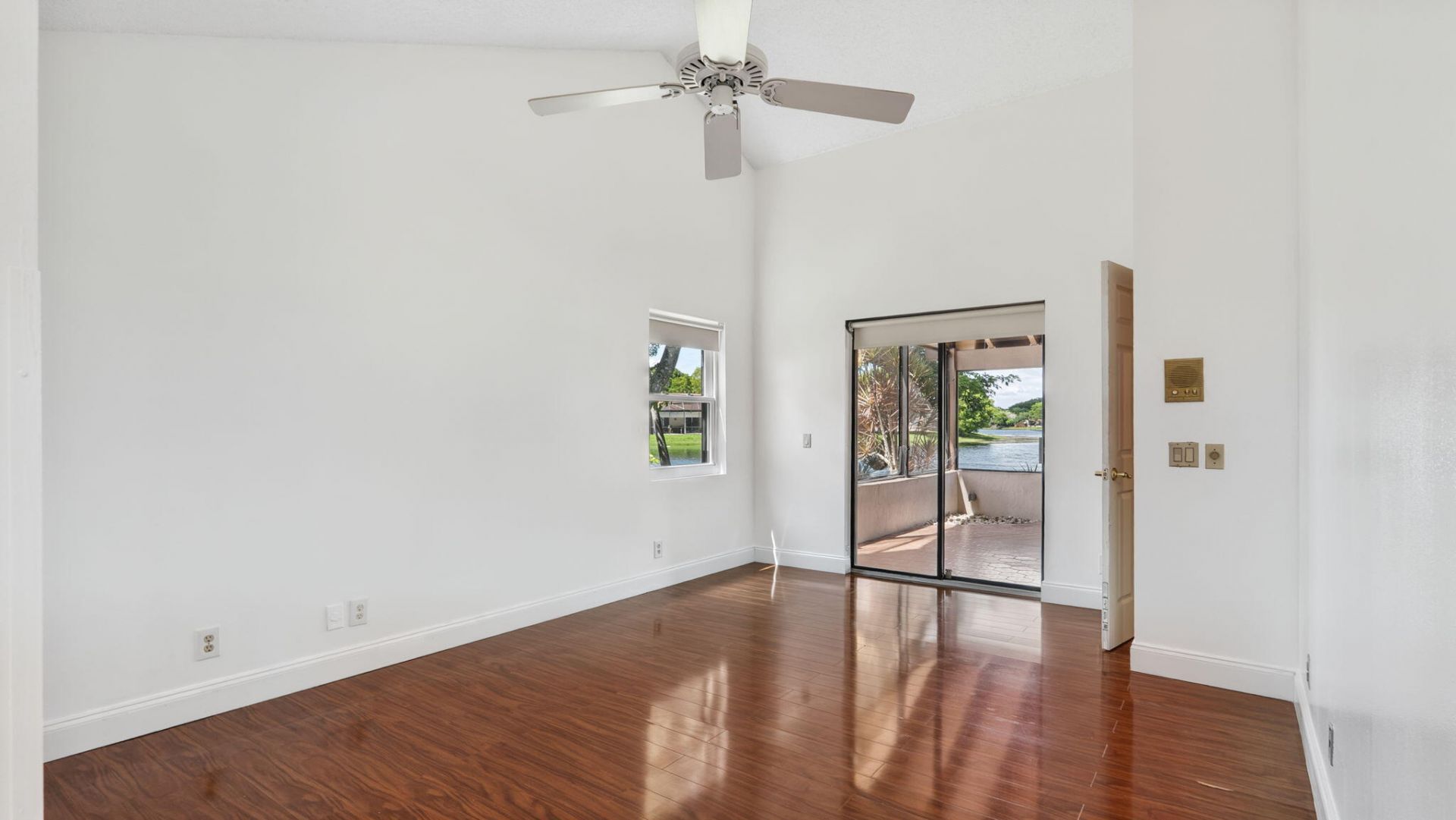 2067 Montpeliar, Weston, FL 33326 Photo
