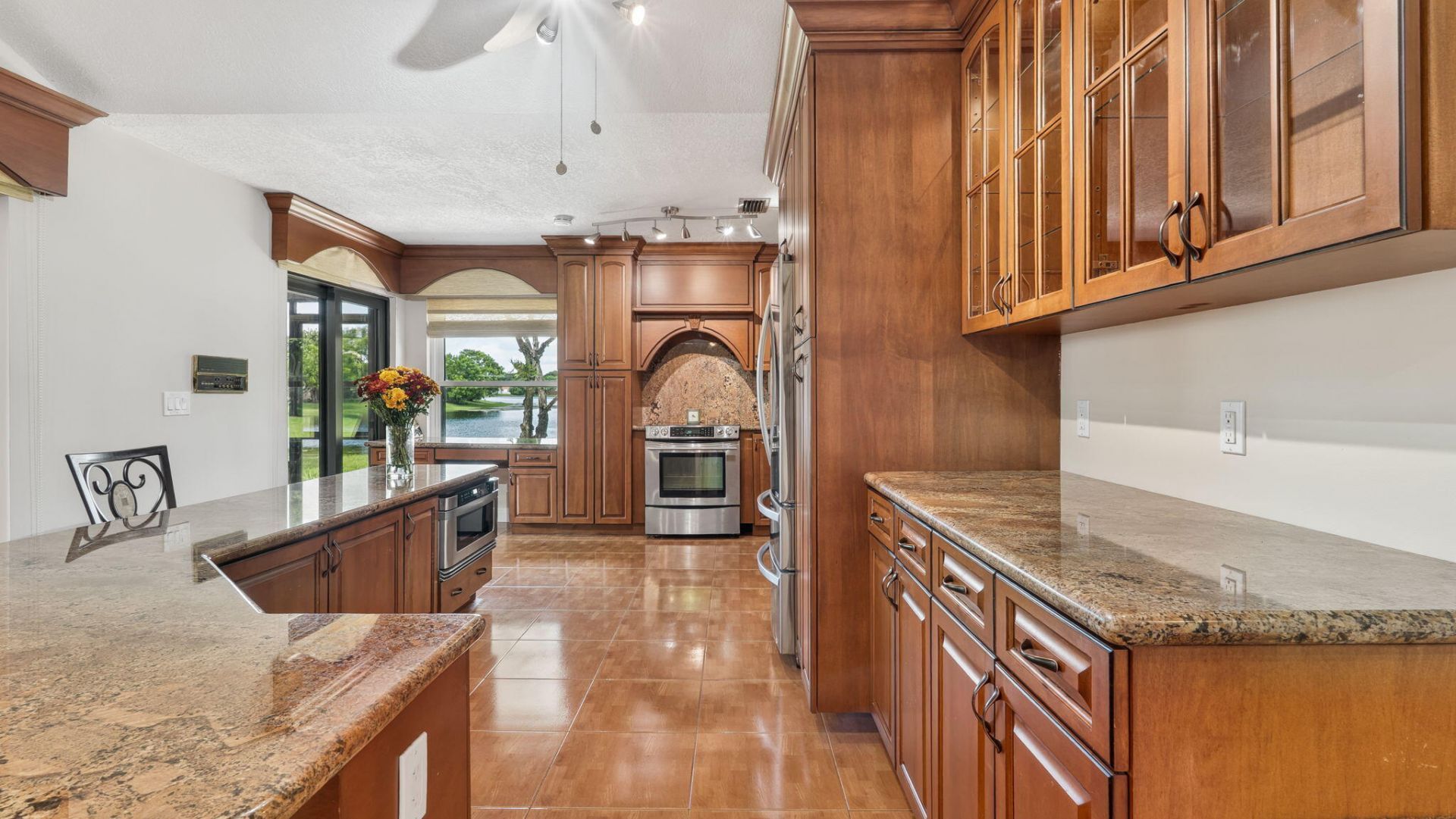 2067 Montpeliar, Weston, FL 33326 Photo