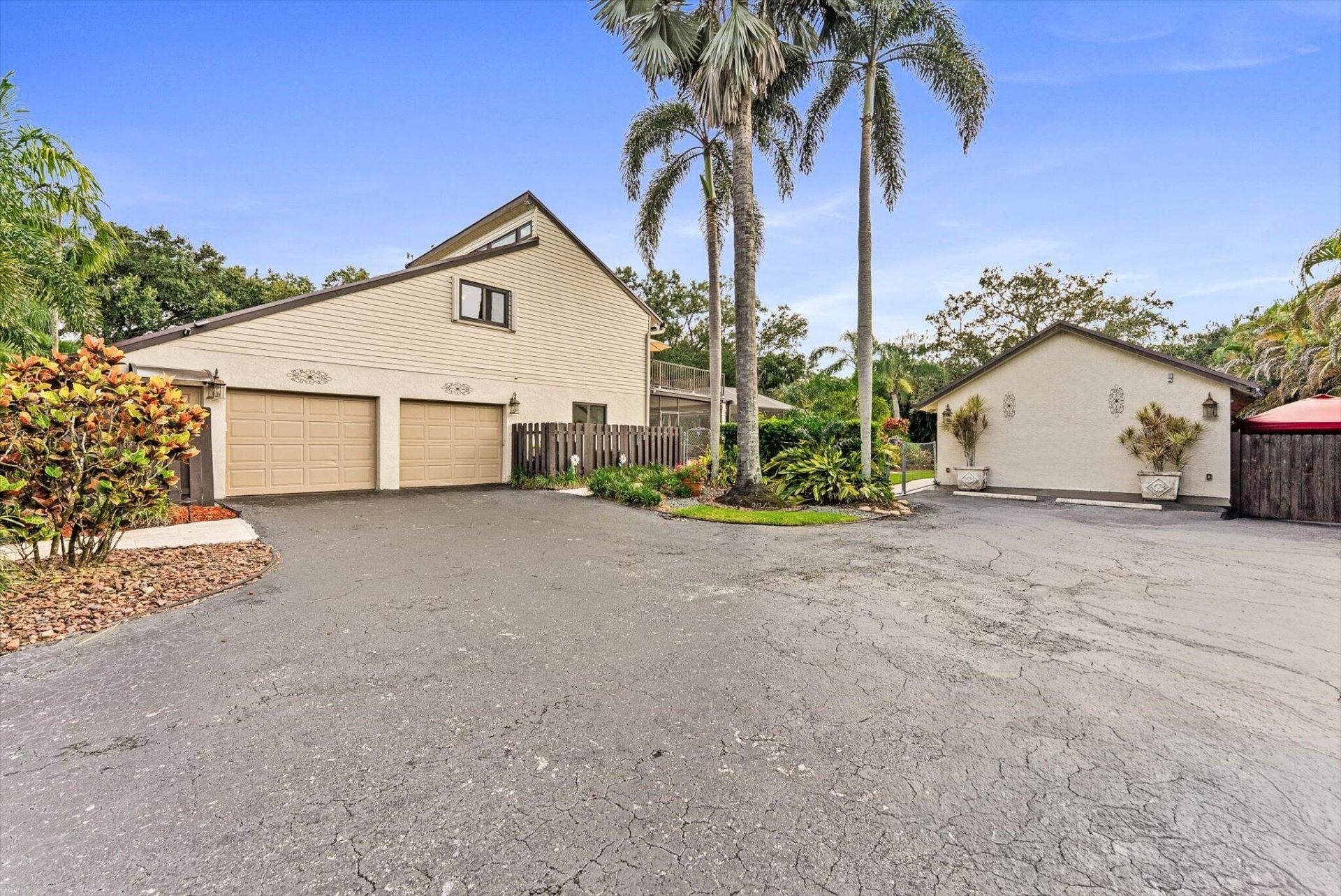 3551 SW 116th Avenue, Davie, FL 33330 Photo
