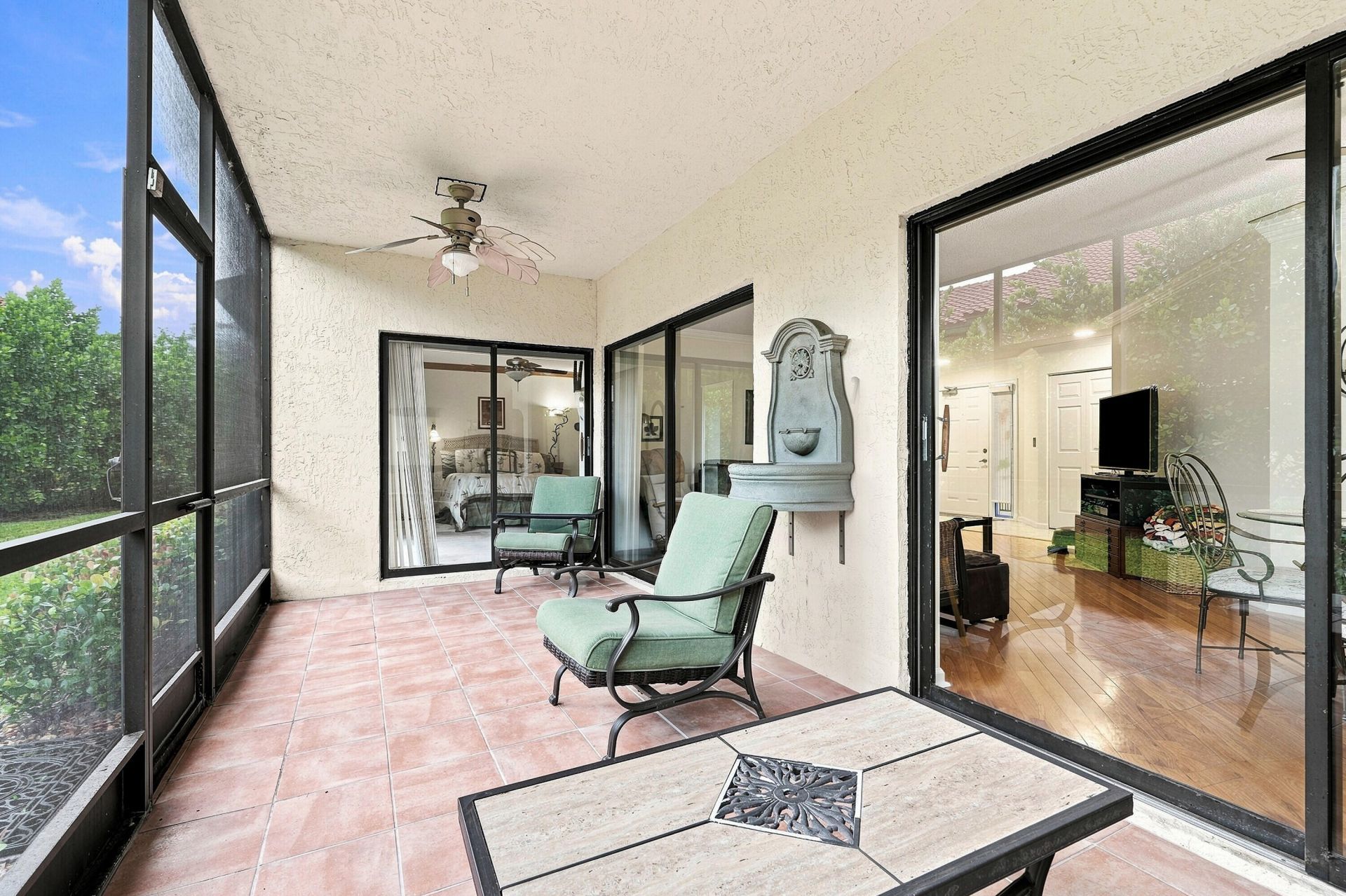 11 Lexington Lane E, Unit B, Palm Beach Gardens, FL 33418 Photo