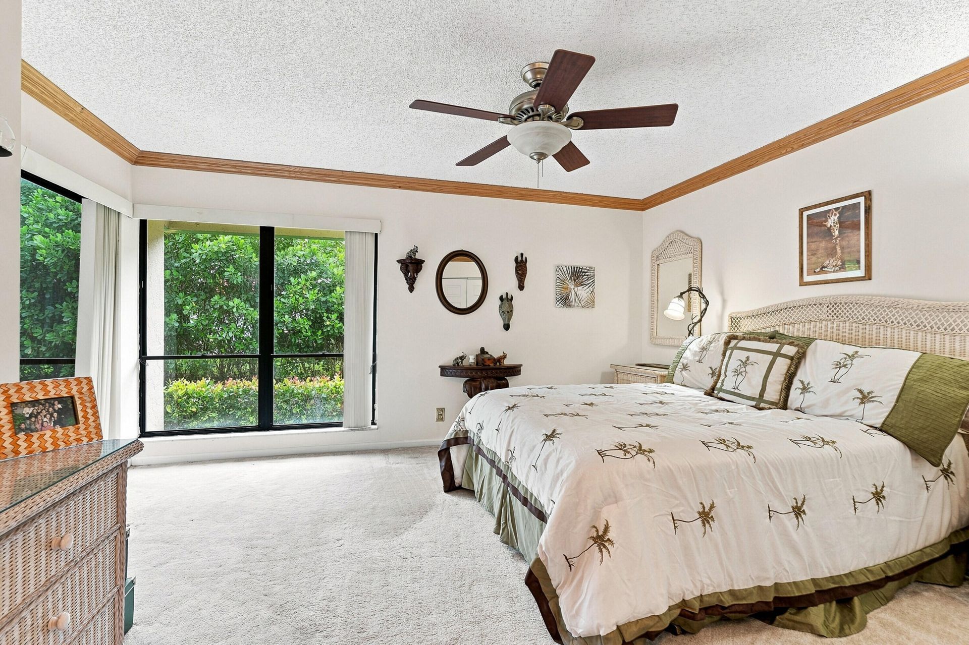 11 Lexington Lane E, Unit B, Palm Beach Gardens, FL 33418 Photo