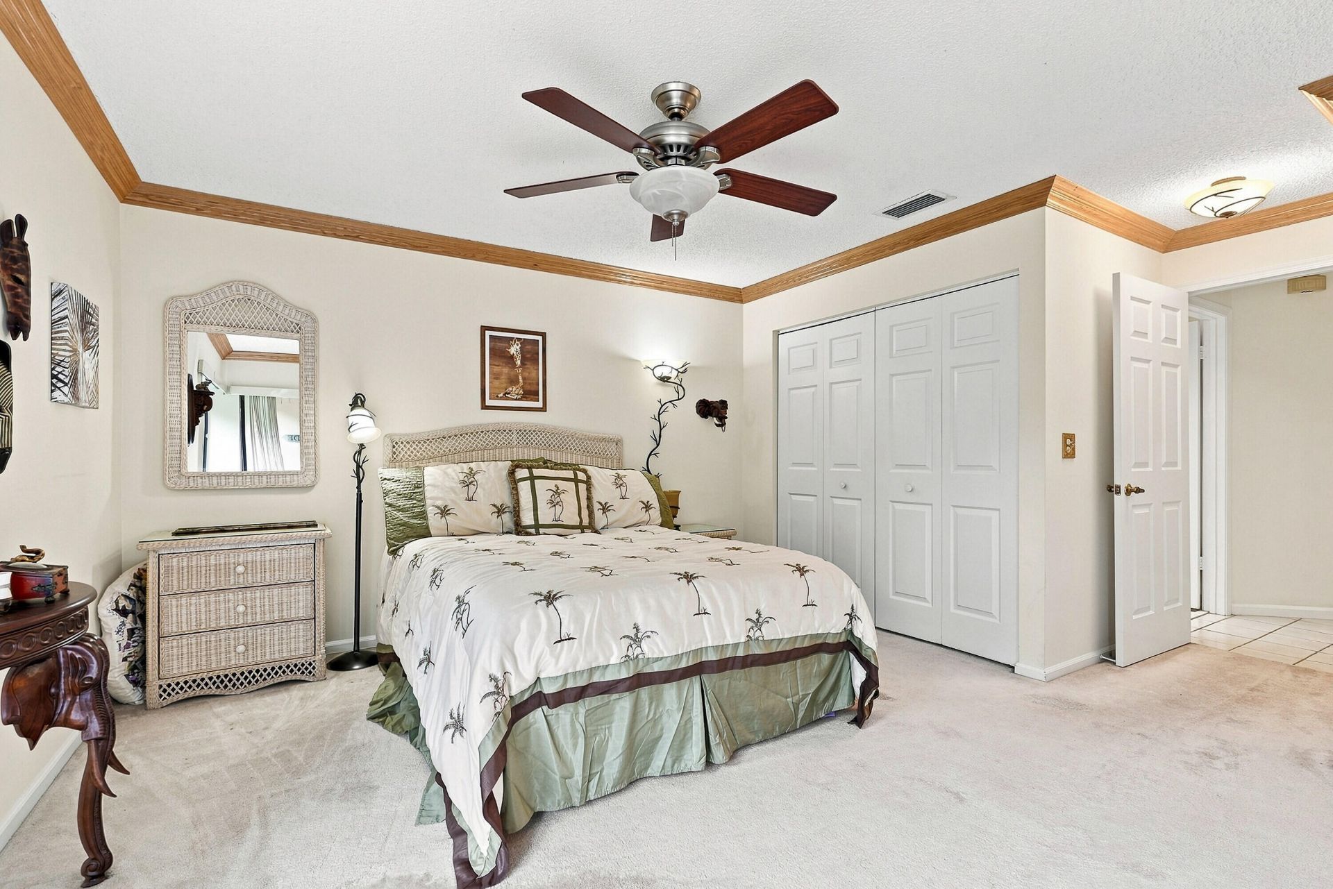 11 Lexington Lane E, Unit B, Palm Beach Gardens, FL 33418 Photo