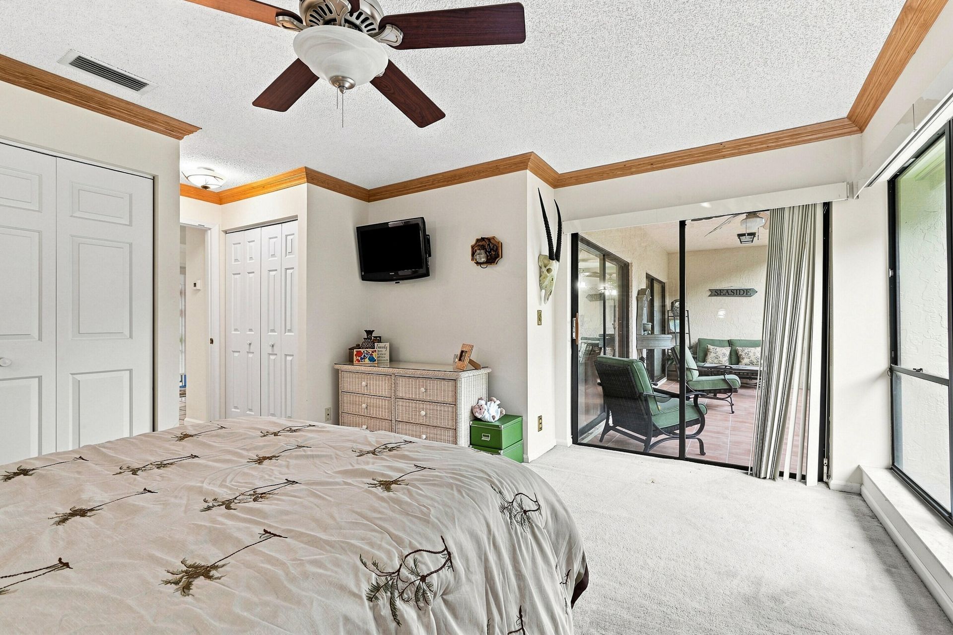 11 Lexington Lane E, Unit B, Palm Beach Gardens, FL 33418 Photo