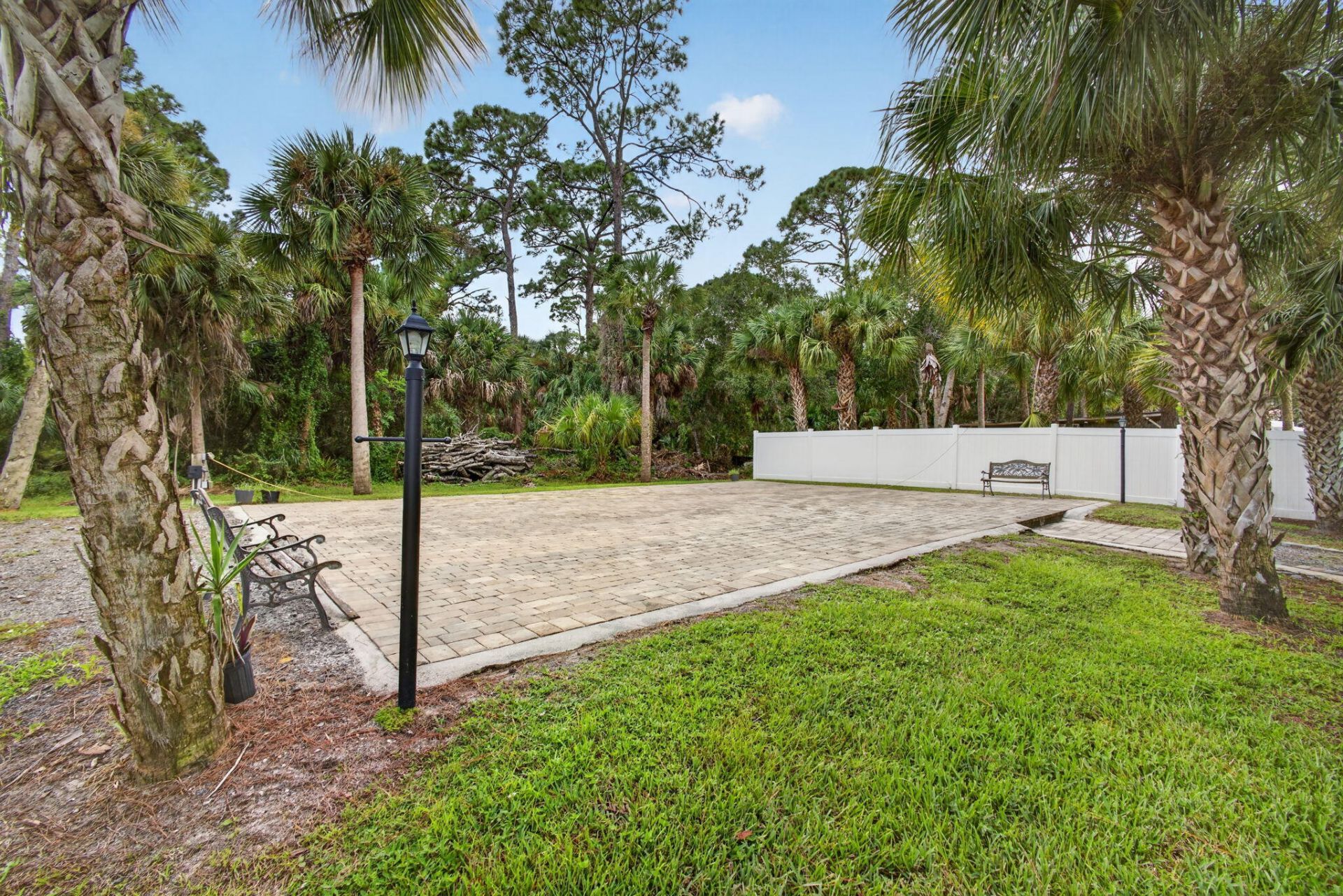 145 24th Avenue, Vero Beach, FL 32962 Photo
