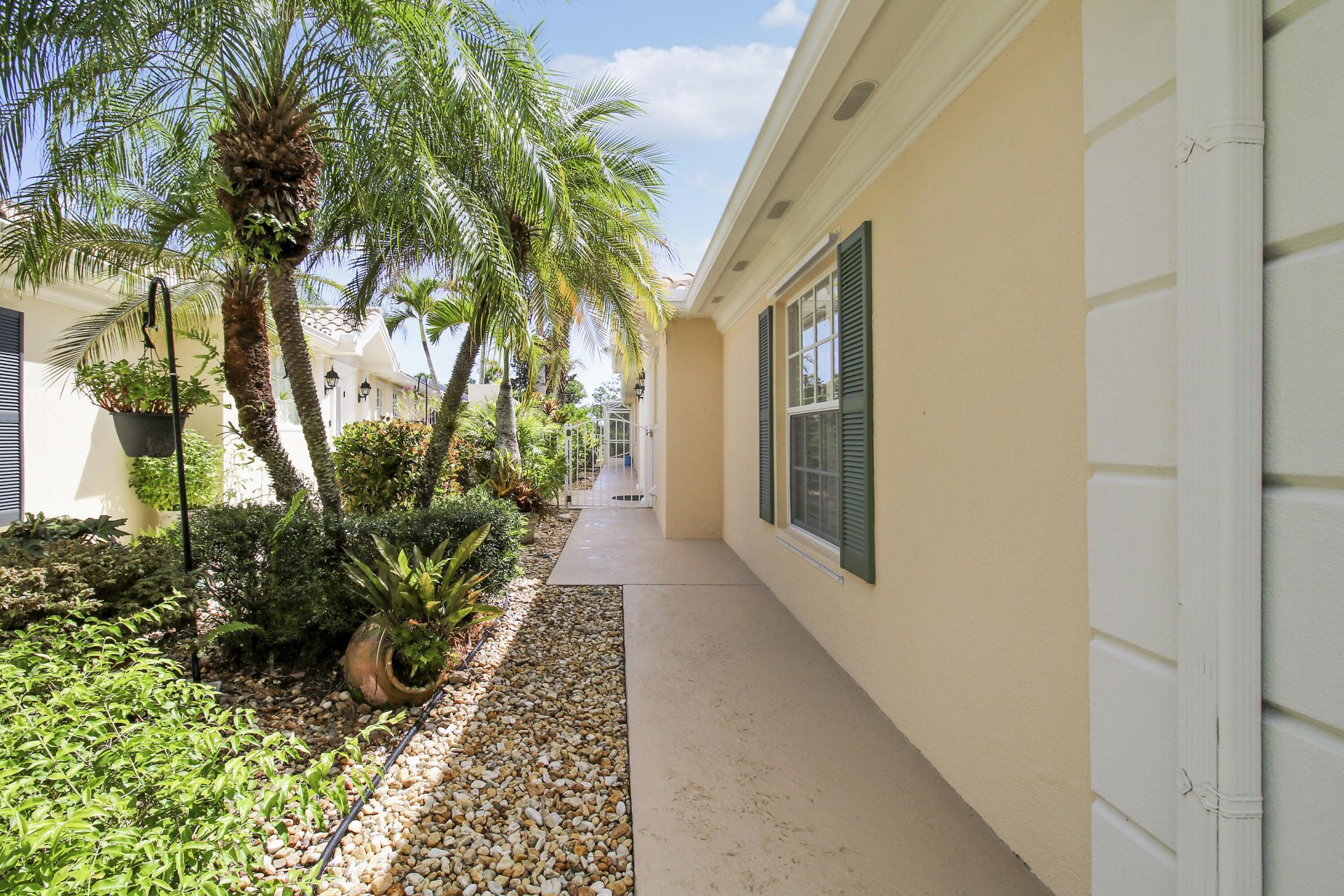8863 SE Retreat Drive, Hobe Sound, FL 33455 Photo