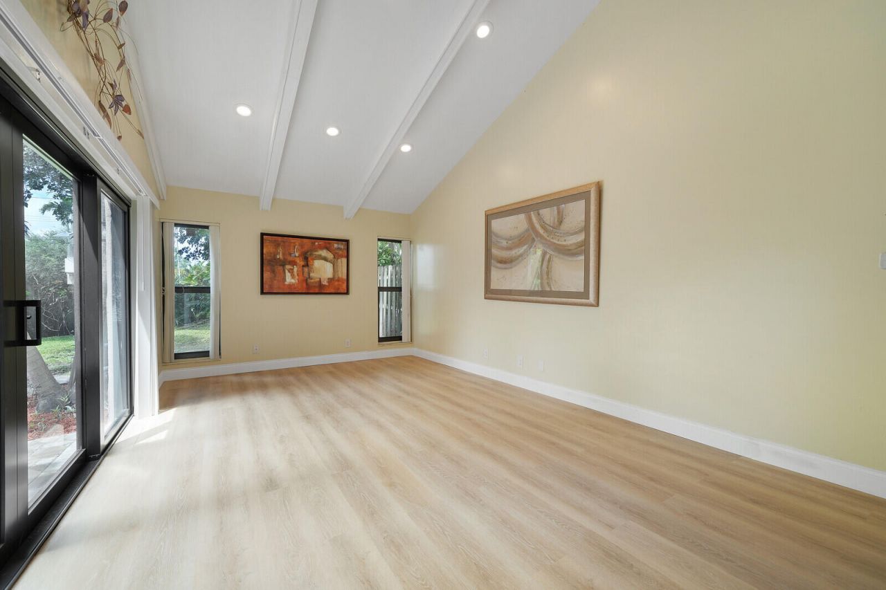 6599 Pond Apple Road, Boca Raton, FL 33433 Photo