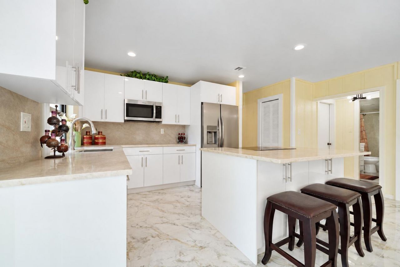 6599 Pond Apple Road, Boca Raton, FL 33433 Photo