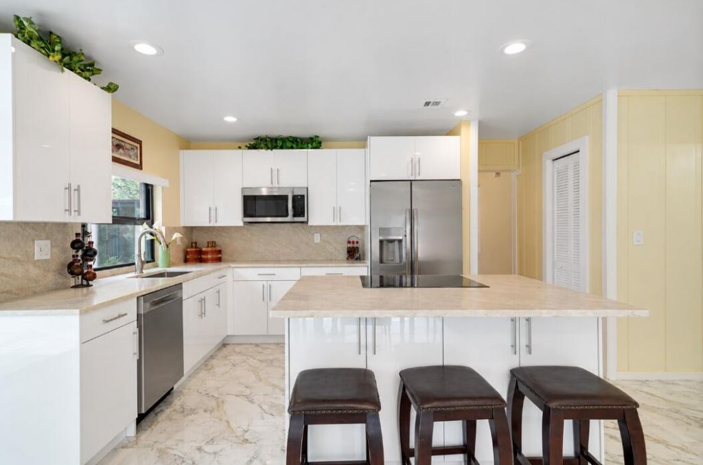 6599 Pond Apple Road, Boca Raton, FL 33433 Photo