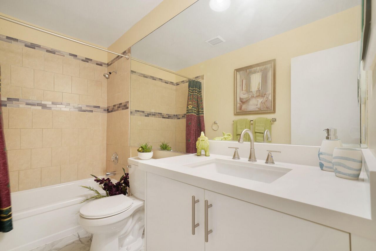 6599 Pond Apple Road, Boca Raton, FL 33433 Photo