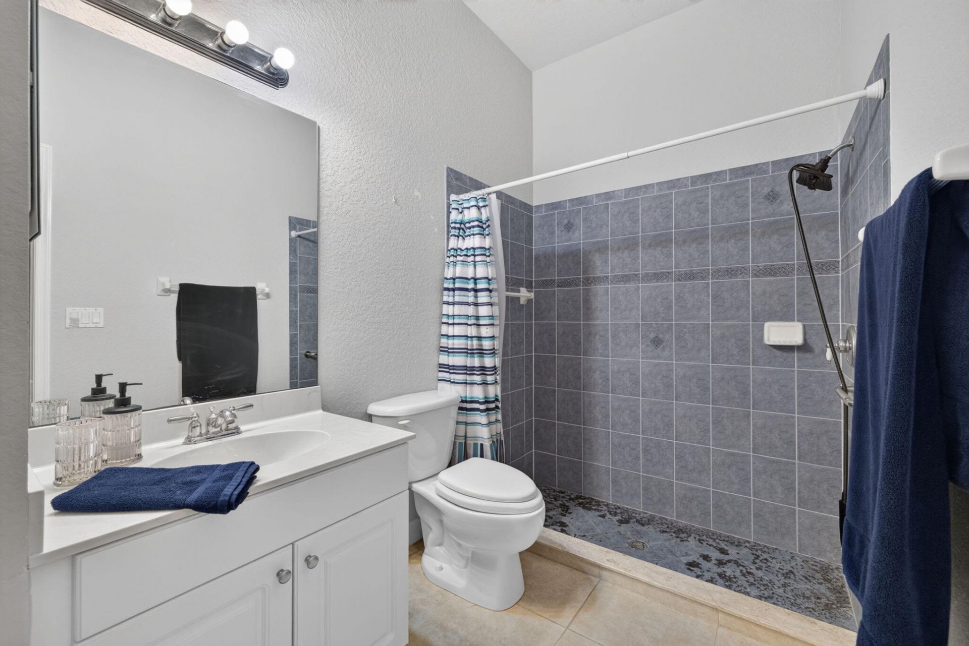 1402 SW Abingdon Avenue, Port Saint Lucie, FL 34953 Photo