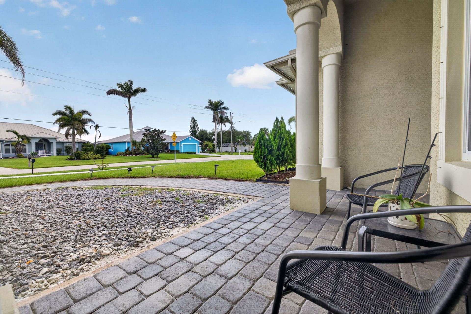1402 SW Abingdon Avenue, Port Saint Lucie, FL 34953 Photo
