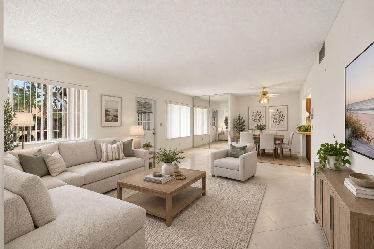 324 Knotty Pine Circle, Unit B-2, Greenacres, FL 33463 Photo