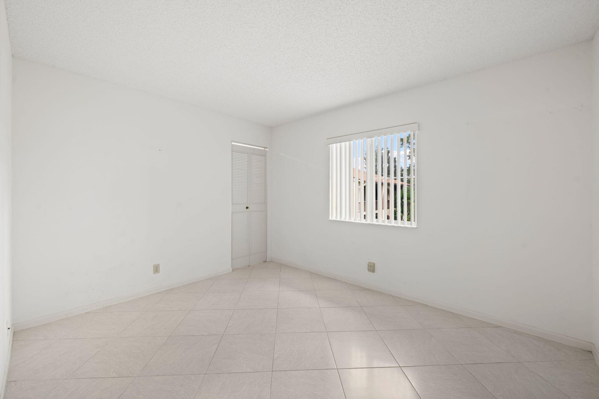 324 Knotty Pine Circle, Unit B-2, Greenacres, FL 33463 Photo